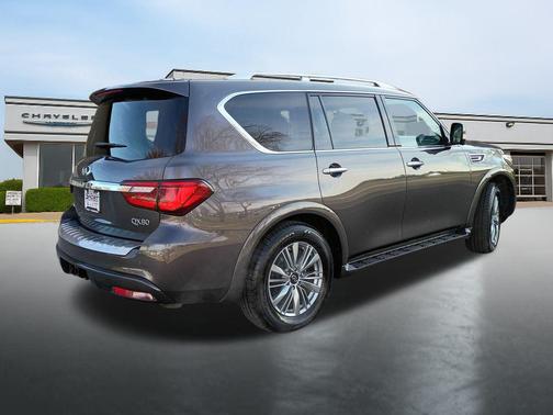 2024 INFINITI QX80 Luxe