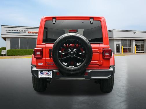 Firecracker Red Clearcoat 2025 Jeep Wrangler 4xe Sahara