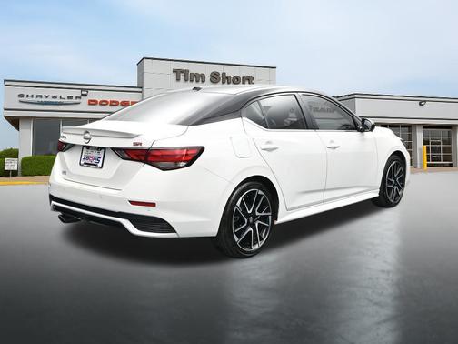 Aspen White 2025 Nissan Sentra SR