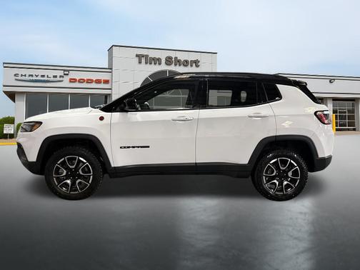 2024 Jeep Compass Trailhawk