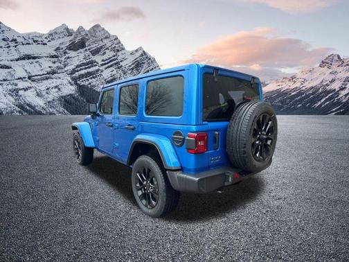 2025 Jeep Wrangler 4xe Sahara