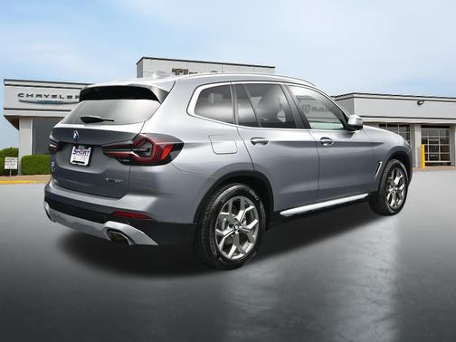 Gray 2024 BMW X3 xDrive30i
