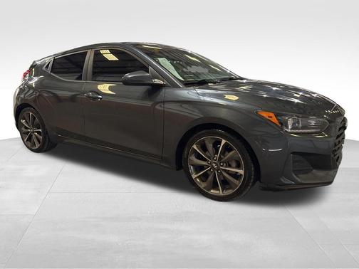 2020 Hyundai Veloster 2