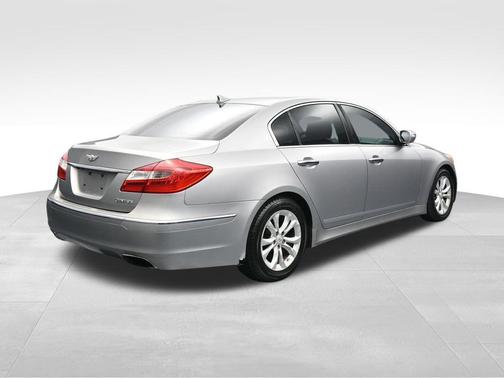 Titanium Gray Metallic 2013 Hyundai Genesis 3.8