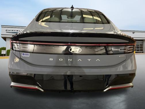 2025 Hyundai SONATA Hybrid SE