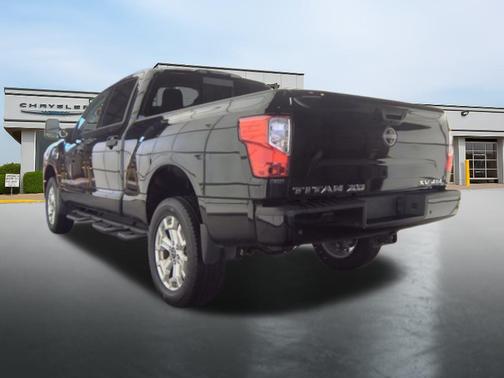 2024 Nissan Titan XD SV