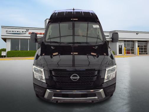 2024 Nissan Titan XD SV