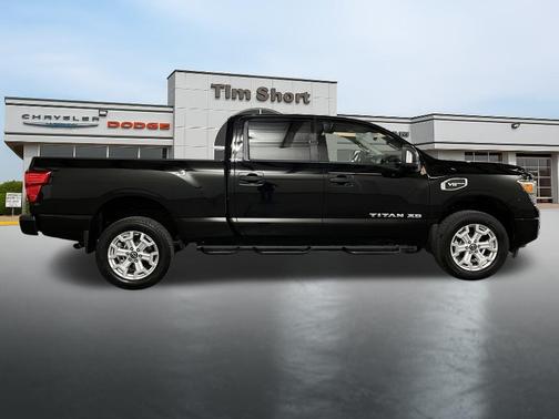 2024 Nissan Titan XD SV