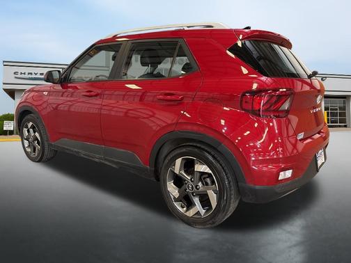 2022 Hyundai VENUE Limited