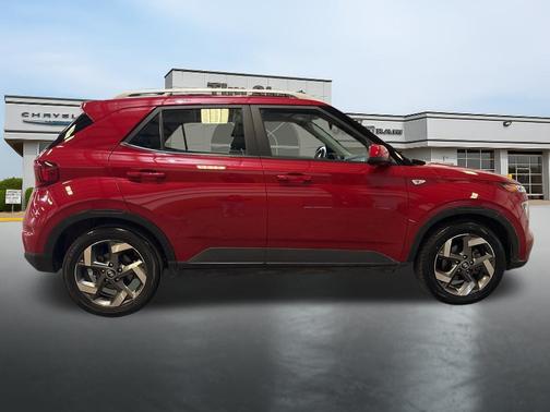 2022 Hyundai VENUE Limited