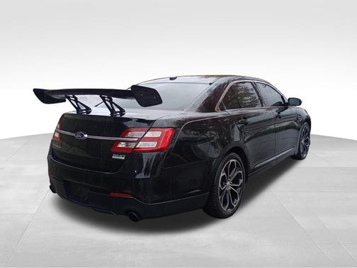 2015 Ford Taurus SHO