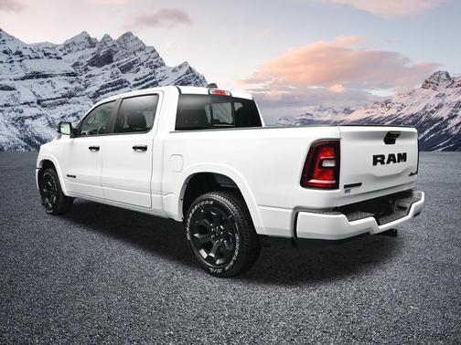 Bright White Clearcoat 2026 RAM 1500 Big Horn/Lone Star