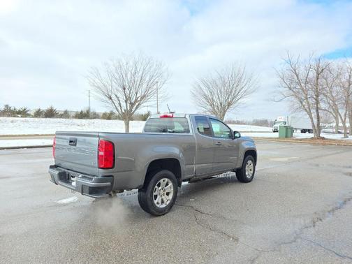 Satin Steel Metallic 2021 Chevrolet Colorado LT