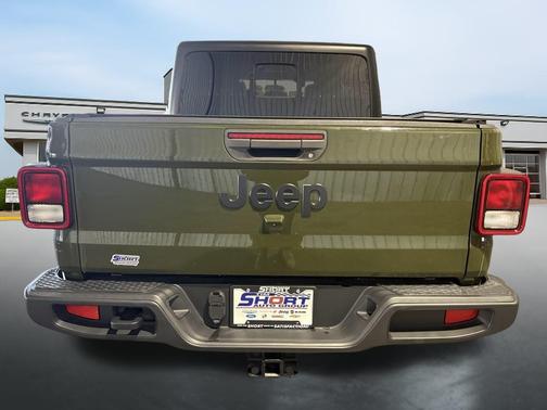 2022 Jeep Gladiator Sport S