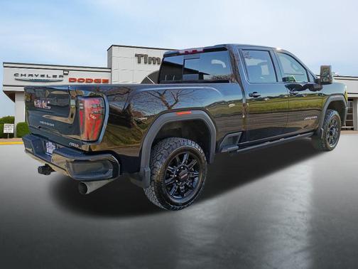 2024 GMC Sierra 2500 AT4
