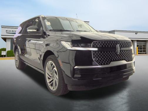 Black Metallic 2025 Lincoln Navigator Reserve