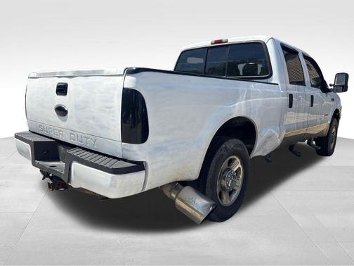 Oxford White Clearcoat 2005 Ford F-350 Lariat