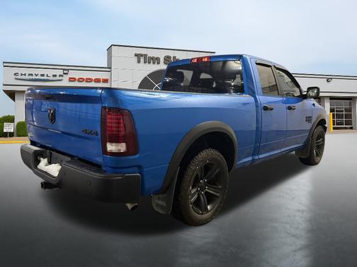 2022 RAM 1500 Classic Warlock Quad Cab 4x4 6'4' Box