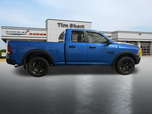 2022 RAM 1500 Classic Warlock Quad Cab 4x4 6'4' Box