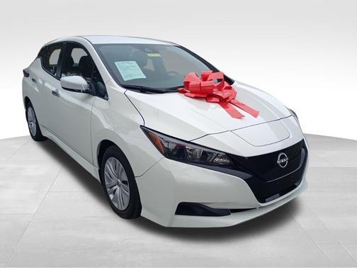 2024 Nissan Leaf S