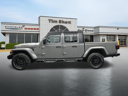 Sting-Gray Clearcoat 2022 Jeep Gladiator Willys 4x4
