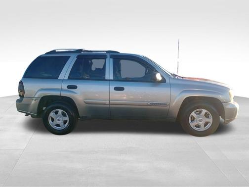 2002 Chevrolet Trailblazer LS