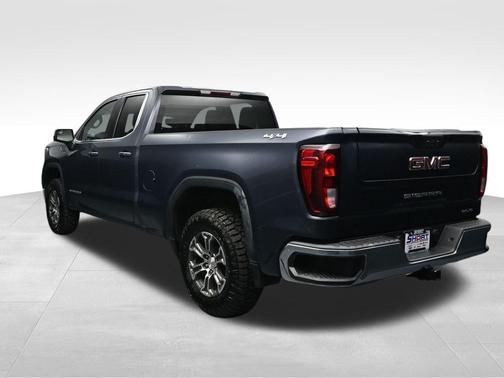 Dark Sky Metallic 2021 GMC Sierra 1500 SLE