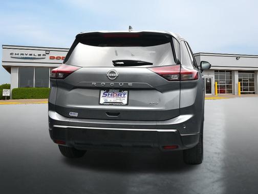 Gun Metallic 2026 Nissan Rogue SV