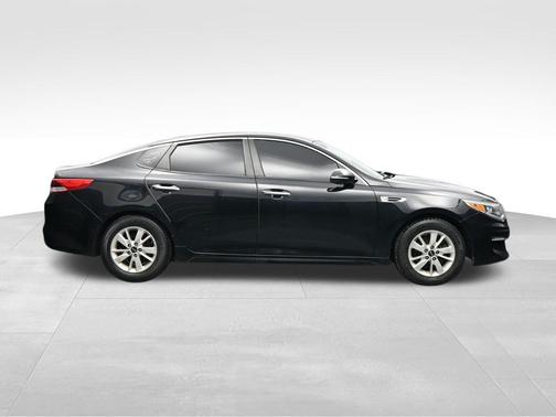 Ebony Black 2016 Kia Optima LX