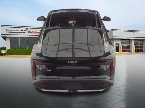 Aurora Black Pearl 2025 Kia K4 LXS