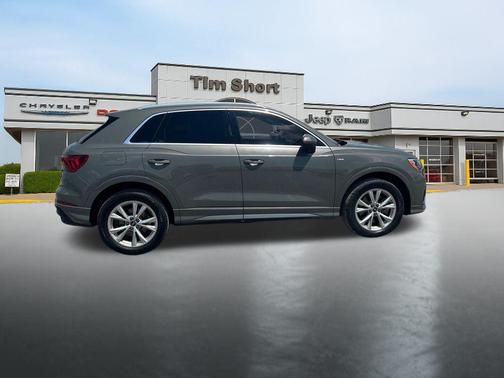 2021 Audi Q3 45 S line Premium