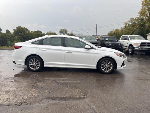 2019 Hyundai SONATA SE