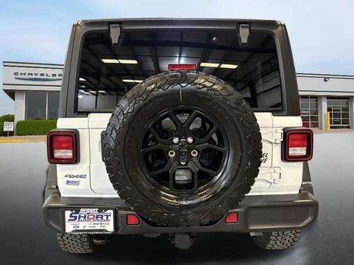 2025 Jeep Wrangler 4xe Willys