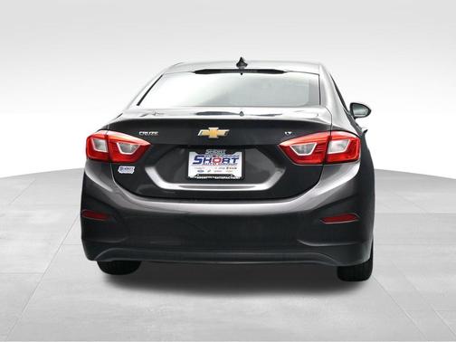 Tungsten Metallic 2017 Chevrolet Cruze LT