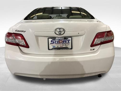 2010 Toyota Camry LE