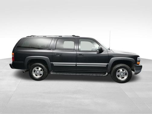 Smokin Asphalt 2003 Chevrolet Suburban 1500 LT