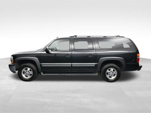 Smokin Asphalt 2003 Chevrolet Suburban 1500 LT