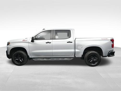 Silver Ice Metallic 2020 Chevrolet Silverado 1500 LT Trail Boss