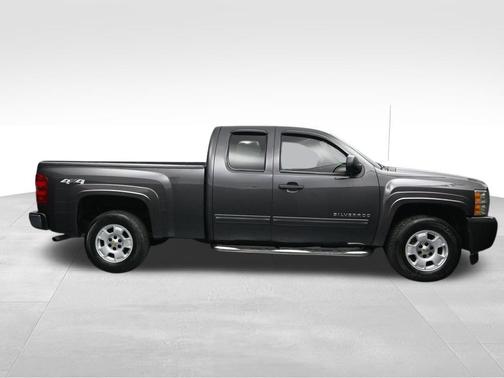 Taupe Gray Metallic 2010 Chevrolet Silverado 1500 LT