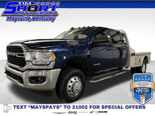 2022 RAM 3500 Big Horn Crew Cab 4x4 8' Box