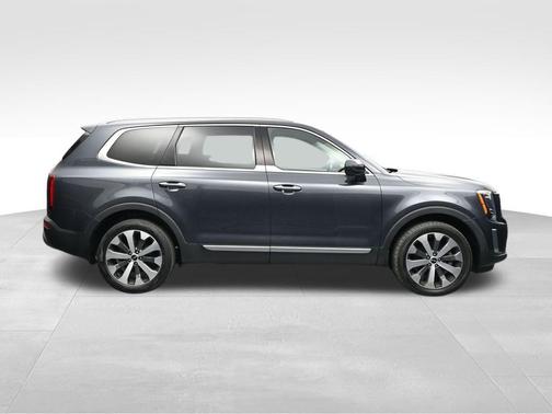 Gravity Grey 2022 Kia Telluride S