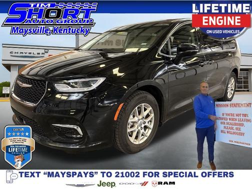 Diamond Black Crystal Pearlcoat 2024 Chrysler Pacifica Touring L