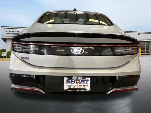 2025 Hyundai SONATA SEL