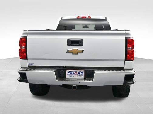 Summit White 2017 Chevrolet Silverado 1500 2LT