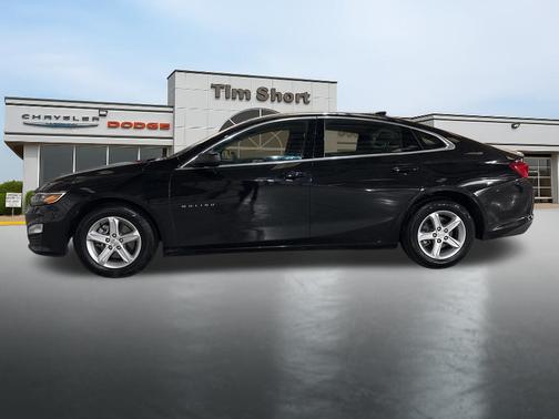 Mosaic Black Metallic 2023 Chevrolet Malibu FWD 1LT
