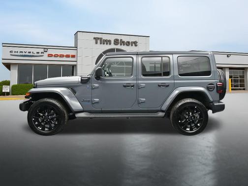 Anvil Clearcoat 2025 Jeep Wrangler 4xe Sahara