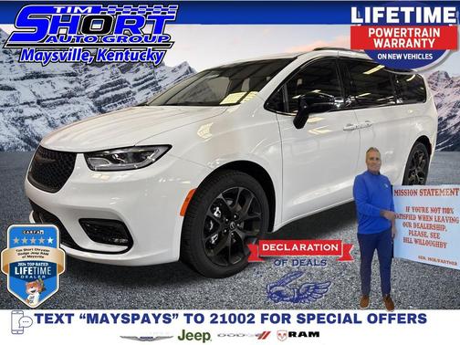 Bright White Clearcoat 2026 Chrysler Pacifica L