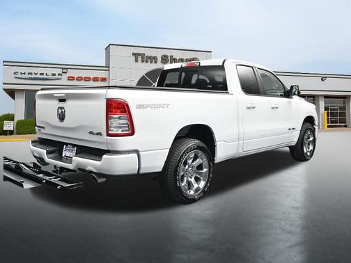 Bright White Clearcoat 2023 RAM 1500 Big Horn/Lone Star