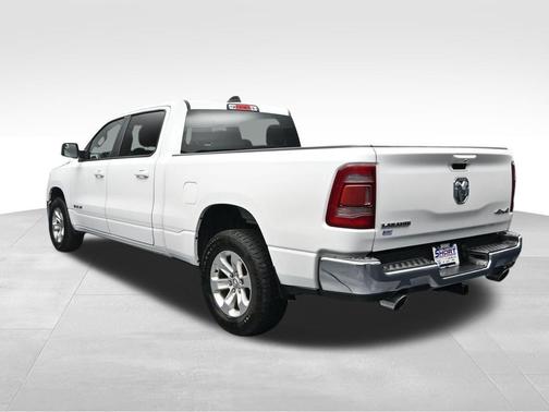 Ivory White Tri-Coat Pearlcoat 2023 RAM 1500 Laramie