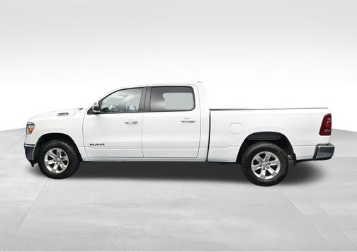 Ivory White Tri-Coat Pearlcoat 2023 RAM 1500 Laramie